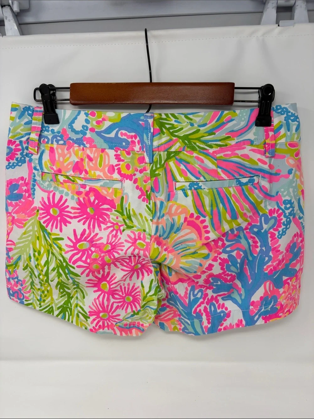 Lilly Pulitzer Tropical & Fish Print The Callahan Shorts Size 4